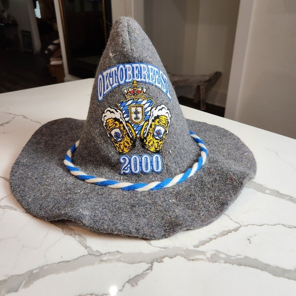 VINTAGE Y2K OKTOBERFEST 2000 PEASANT HAT - Picture 1 of 8